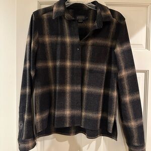 Pendleton Women's Black and Tan Plaid Button Down Shirt